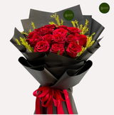 luxury red rose bouquet with black matte wrapping for anniversary gift